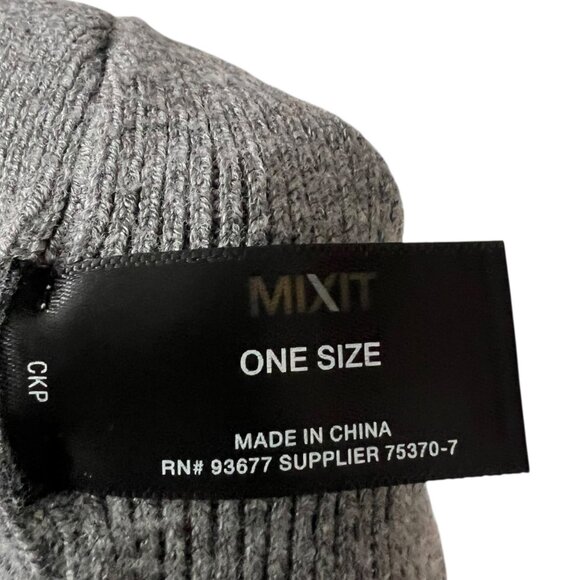 Mixit‎ Gray Knit Beanie With Embroidered Colorful Peacock Design - One Size - Picture 2 of 4